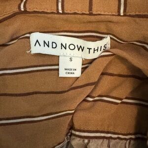 Men’s Button up shirt